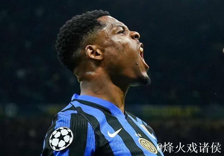 罗马诺：邓弗里斯很可能明夏离开国米，届时解约金仅为2500万