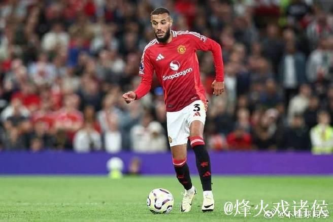 记者:弗雷德里克森将顶替马兹拉维进入曼联本轮比赛名单 记者:弗雷德里克森将顶替马兹拉维进入曼联本轮比赛名单