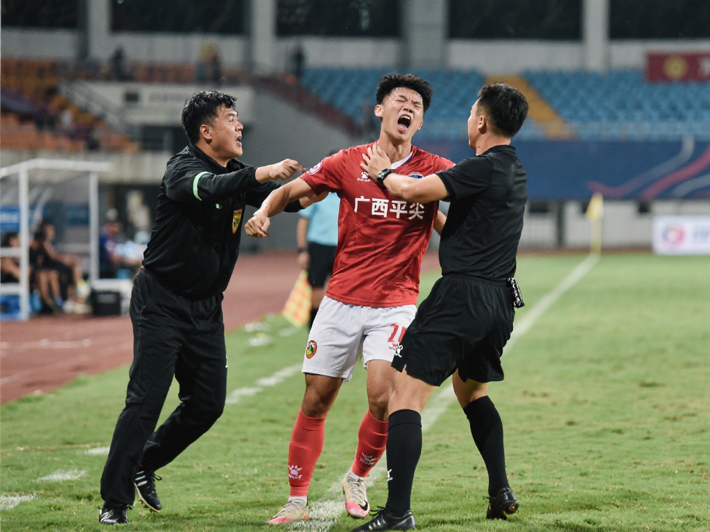 历史交锋